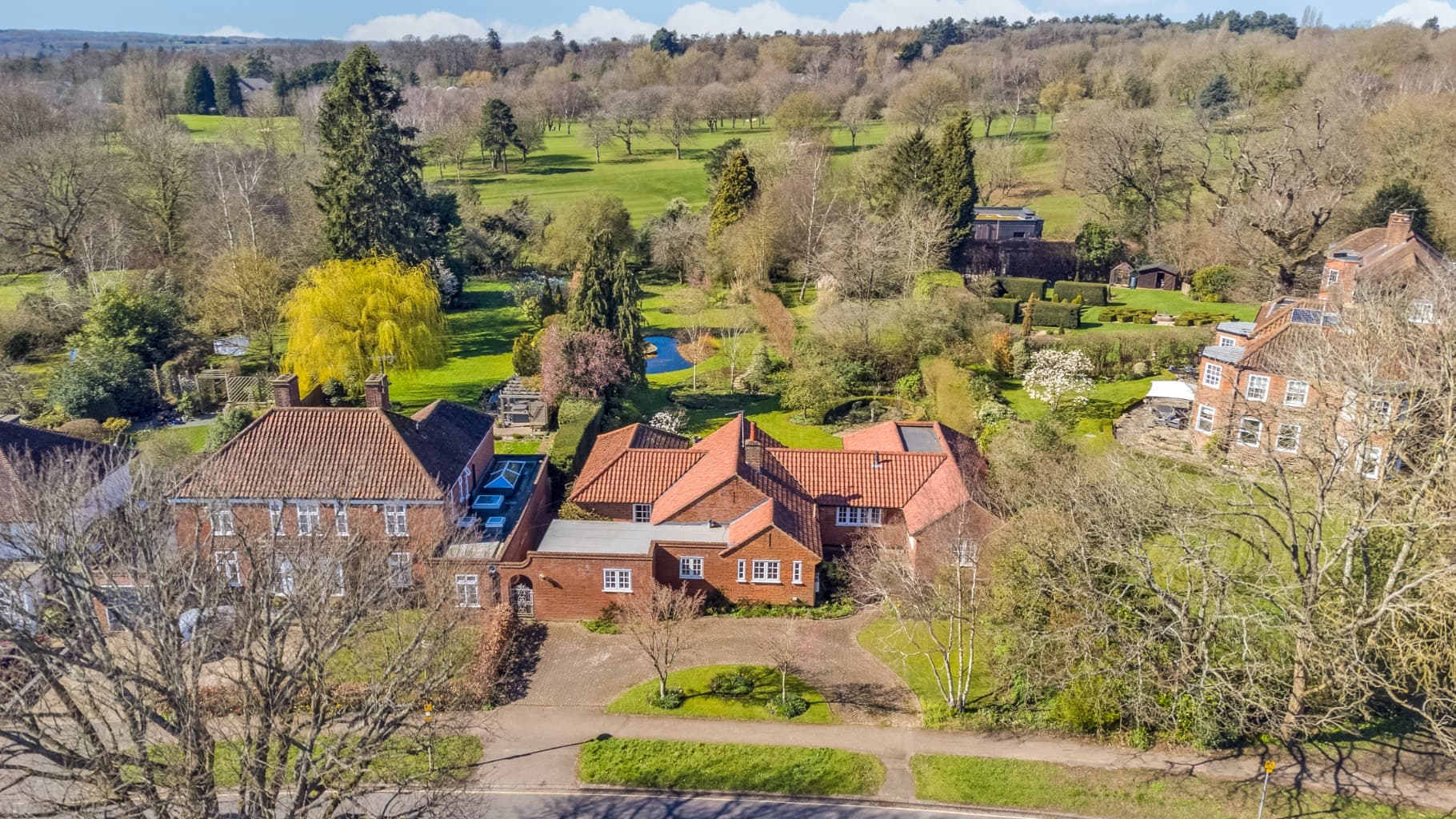 High Oaks Road, Welwyn Garden City, AL8 7BH