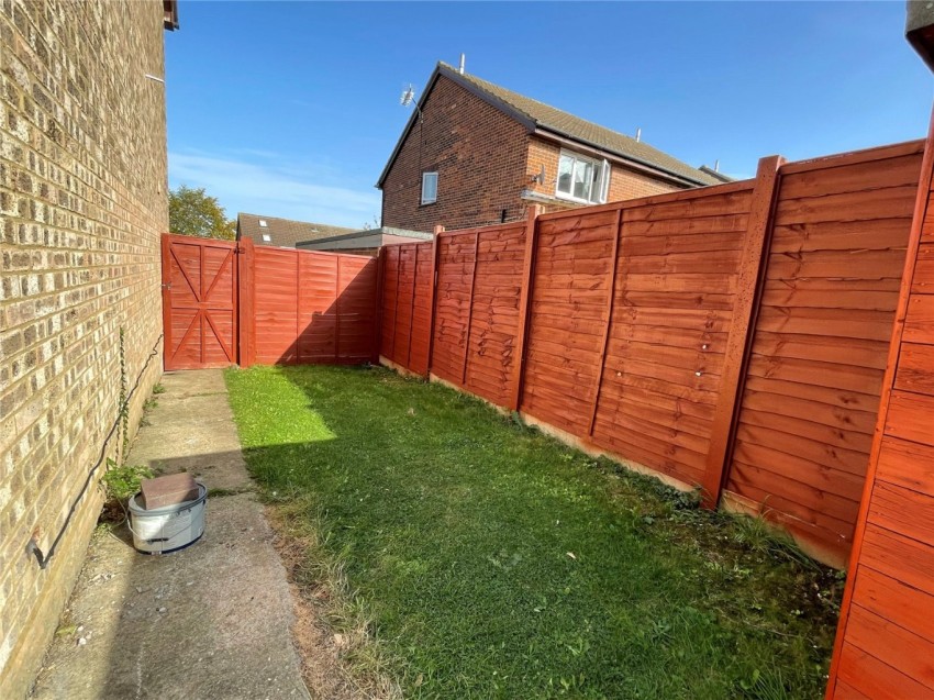 Images for Burns Close, Hitchin, Hertfordshire, SG4 EAID:Putterills BID:893