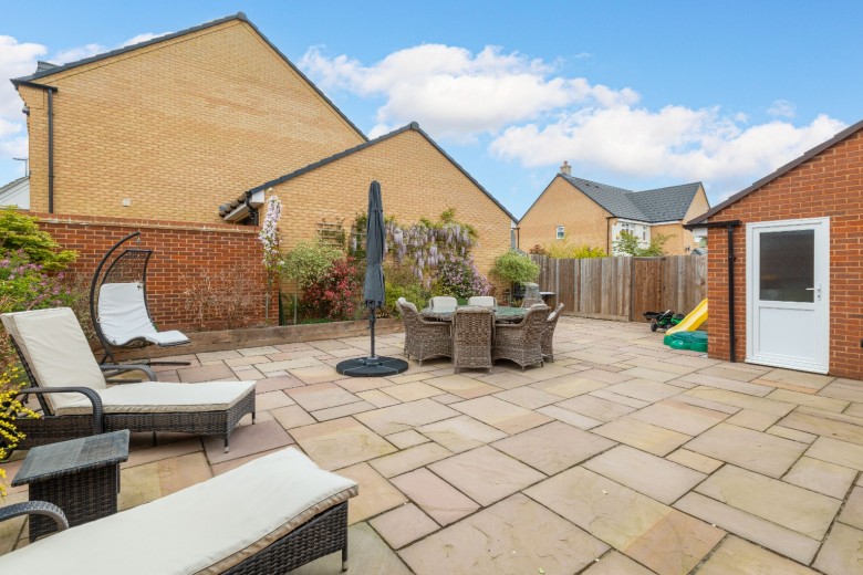 View Full Details for Sparrow Gardens, Lower Stondon, Henlow, Bedfordshire, SG16 - EAID:Putterills, BID:893