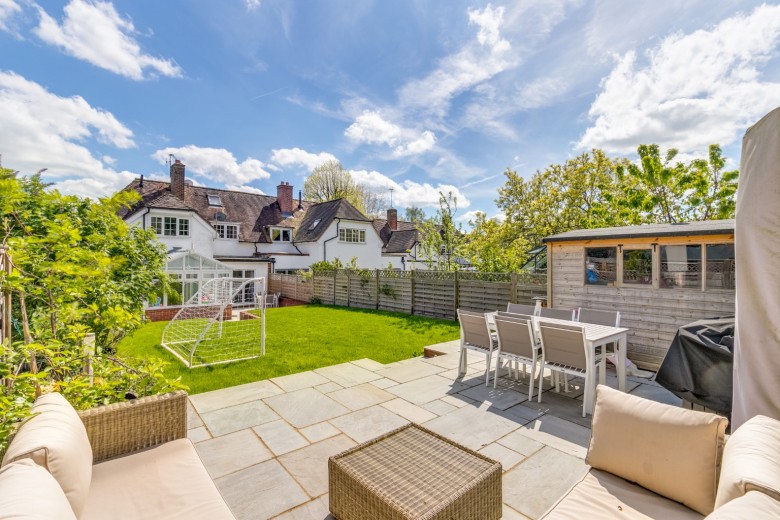 View Full Details for Dellcott Close, West Side, Welwyn Garden City, Hertfordshire, AL8 - EAID:Putterills, BID:892