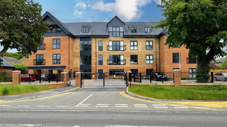 View Full Details for 12 De Haviland House, Stevenage, - EAID:putterillsaltoAPI, BID:1