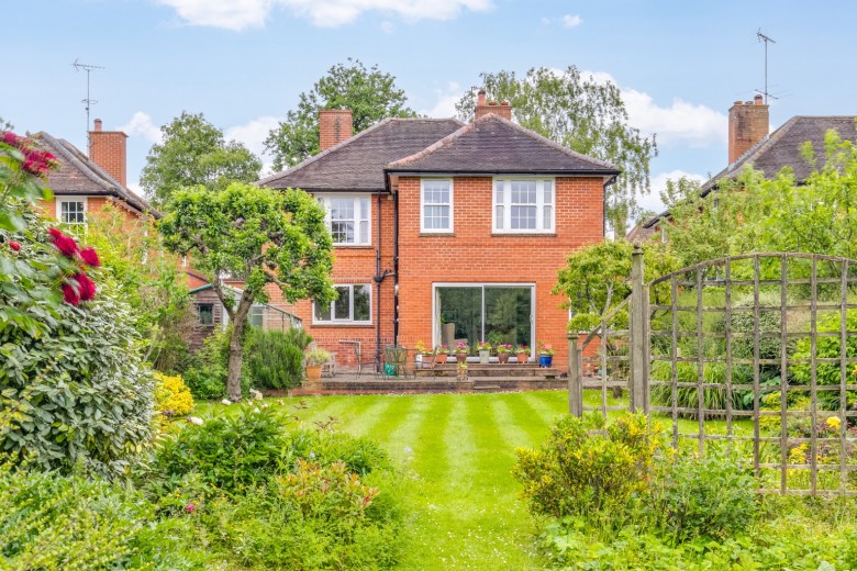 View Full Details for Elmwood, Welwyn Garden City, Hertfordshire, AL8 - EAID:Putterills, BID:892