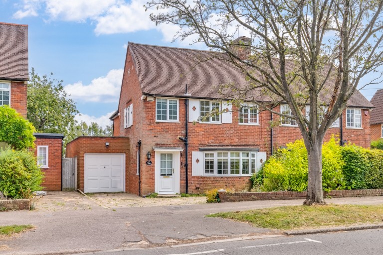 View Full Details for Handside Lane, Welwyn Garden City, Hertfordshire, AL8