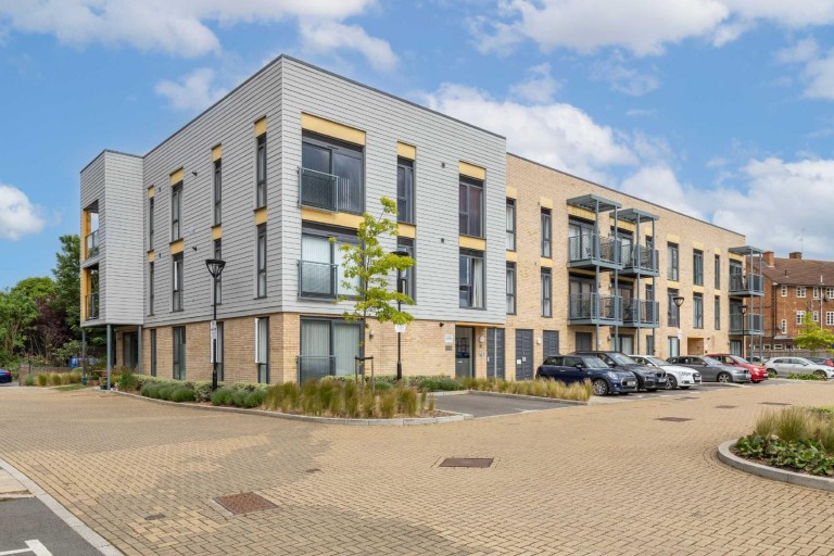 View Full Details for Allwoods Place, Hitchin