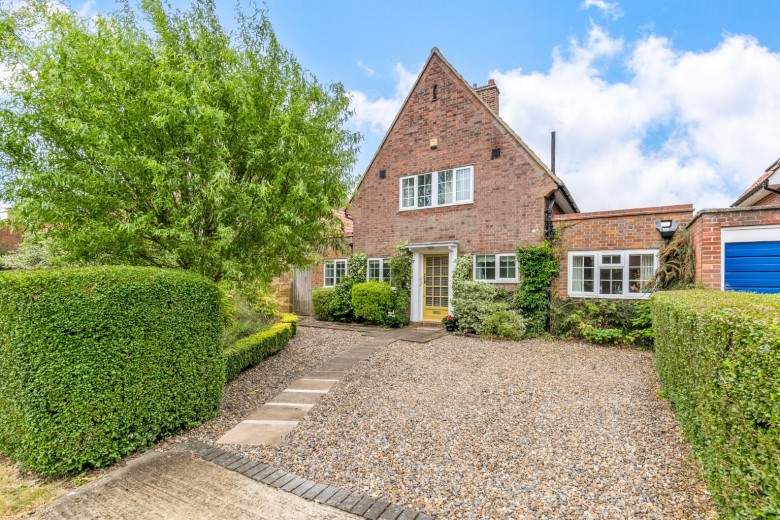 View Full Details for Barleycroft Green, Welwyn Garden City, Hertfordshire, AL8 - EAID:Putterills, BID:892