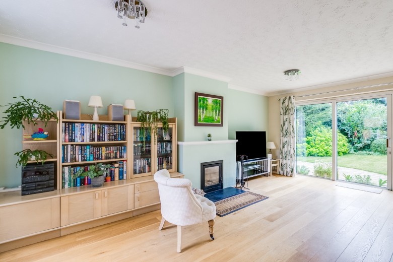 View Full Details for Gosmore Road, Hitchin, Hertfordshire, SG4 - EAID:Putterills, BID:893